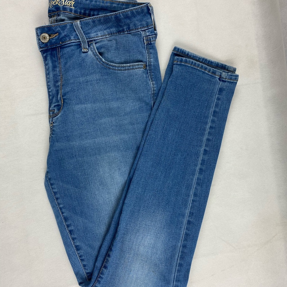 π Old Navy Rockstar Jeans Sz.10 π - Picture 1 of 13